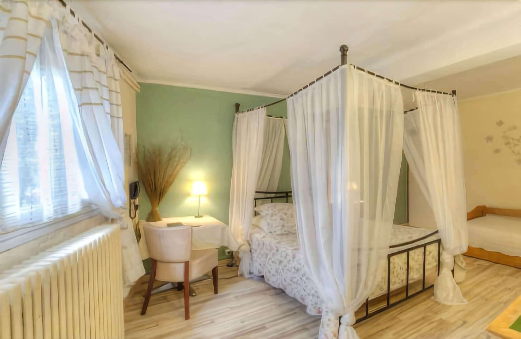 Logis Le Printemps Hotel Restaurant - Montélimar Kültér fotó