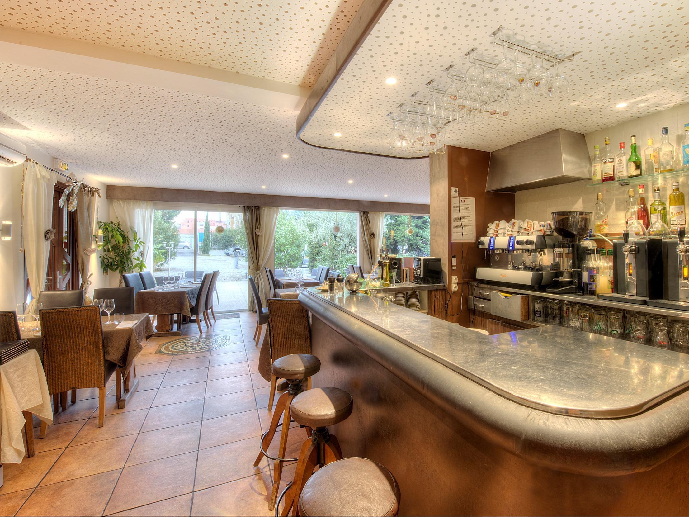 Logis Le Printemps Hotel Restaurant - Montélimar Kültér fotó